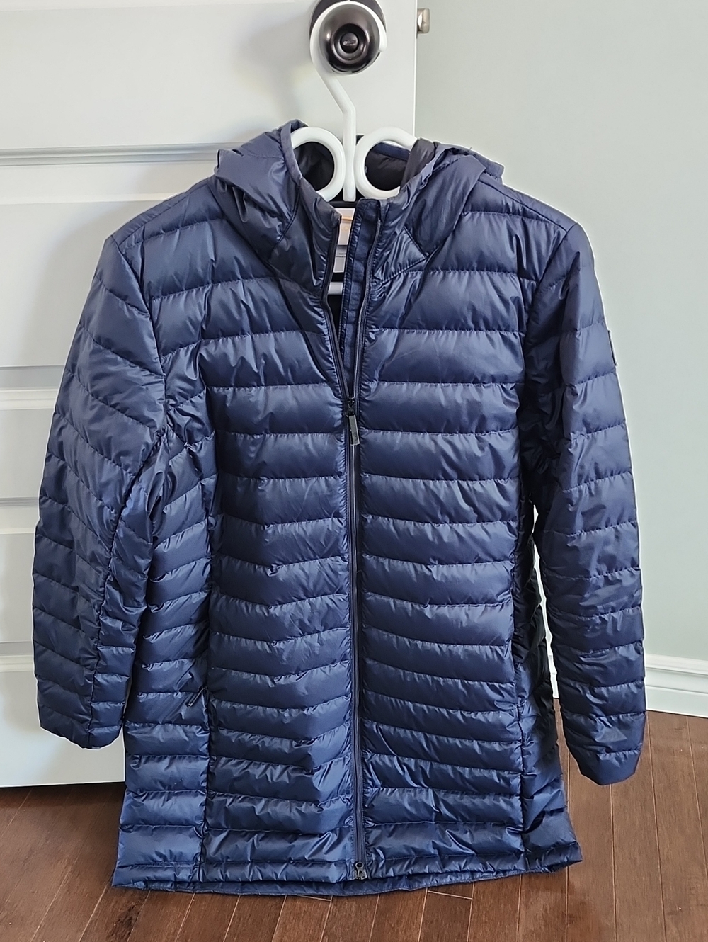 Lole Women Navy Packable Hooded Puffer Coat